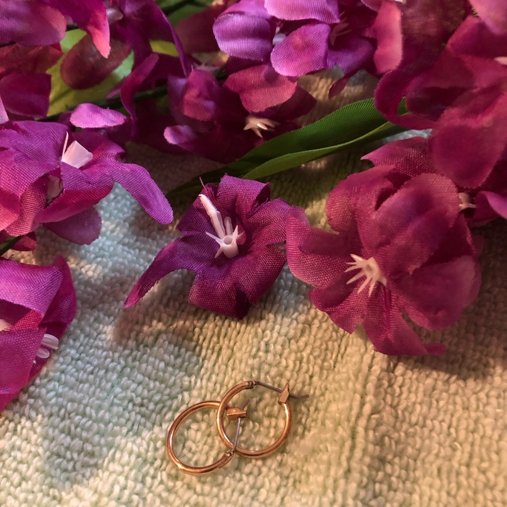 Medium gold color hoop earrings